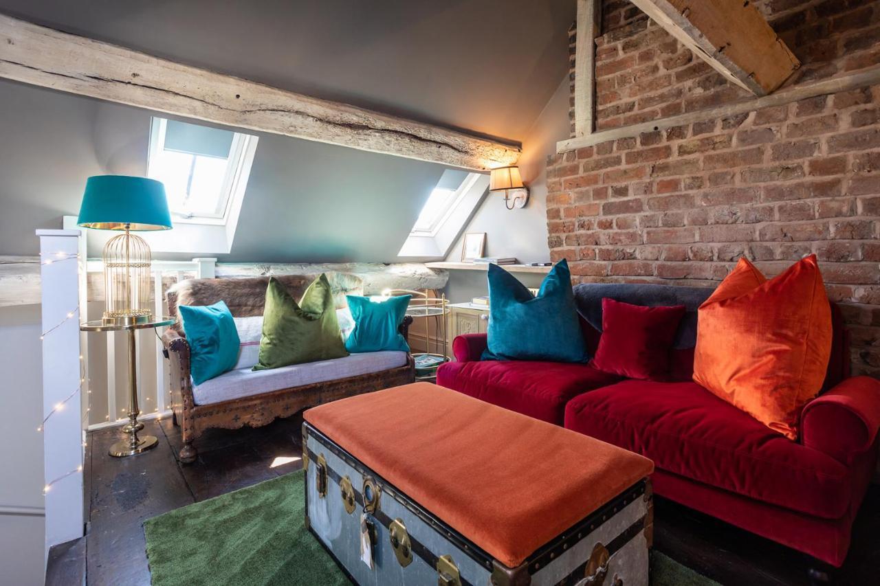 Appartement The Cocktail Lounge At Cheshire Boutique Bathhouse à Nantwich Extérieur photo