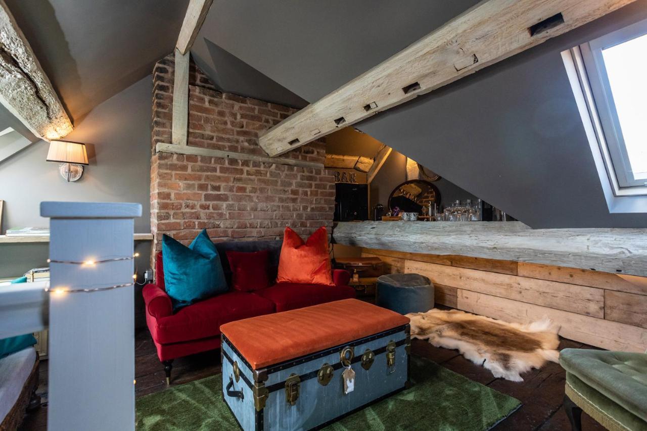 Appartement The Cocktail Lounge At Cheshire Boutique Bathhouse à Nantwich Extérieur photo